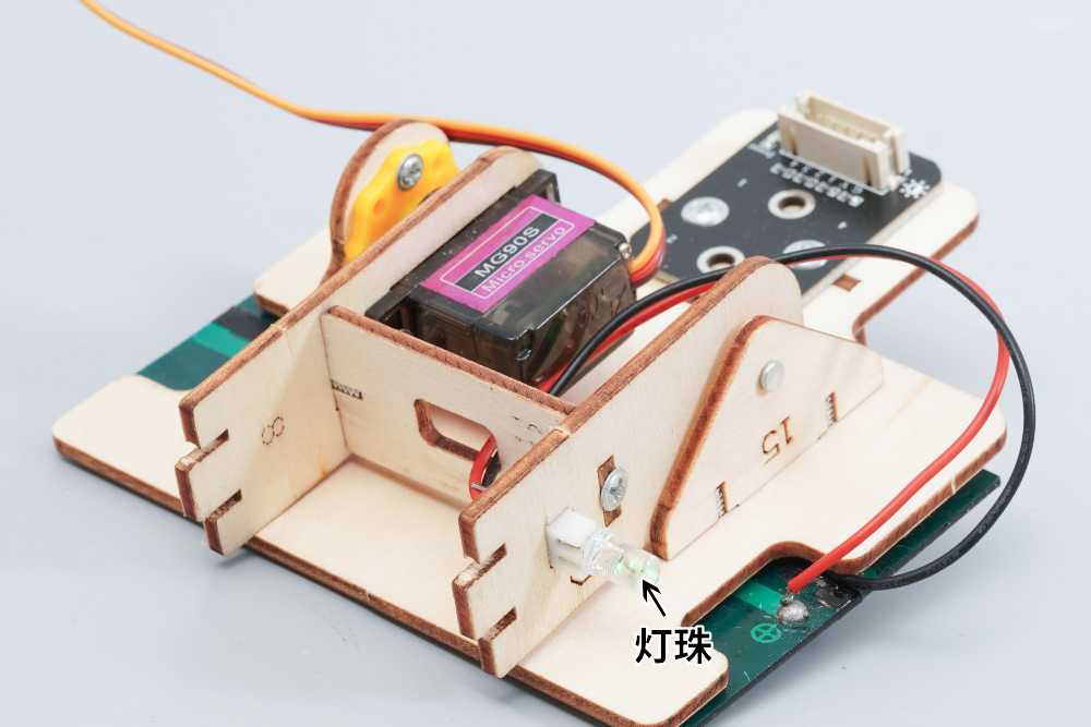 HS-E11太阳能追光器